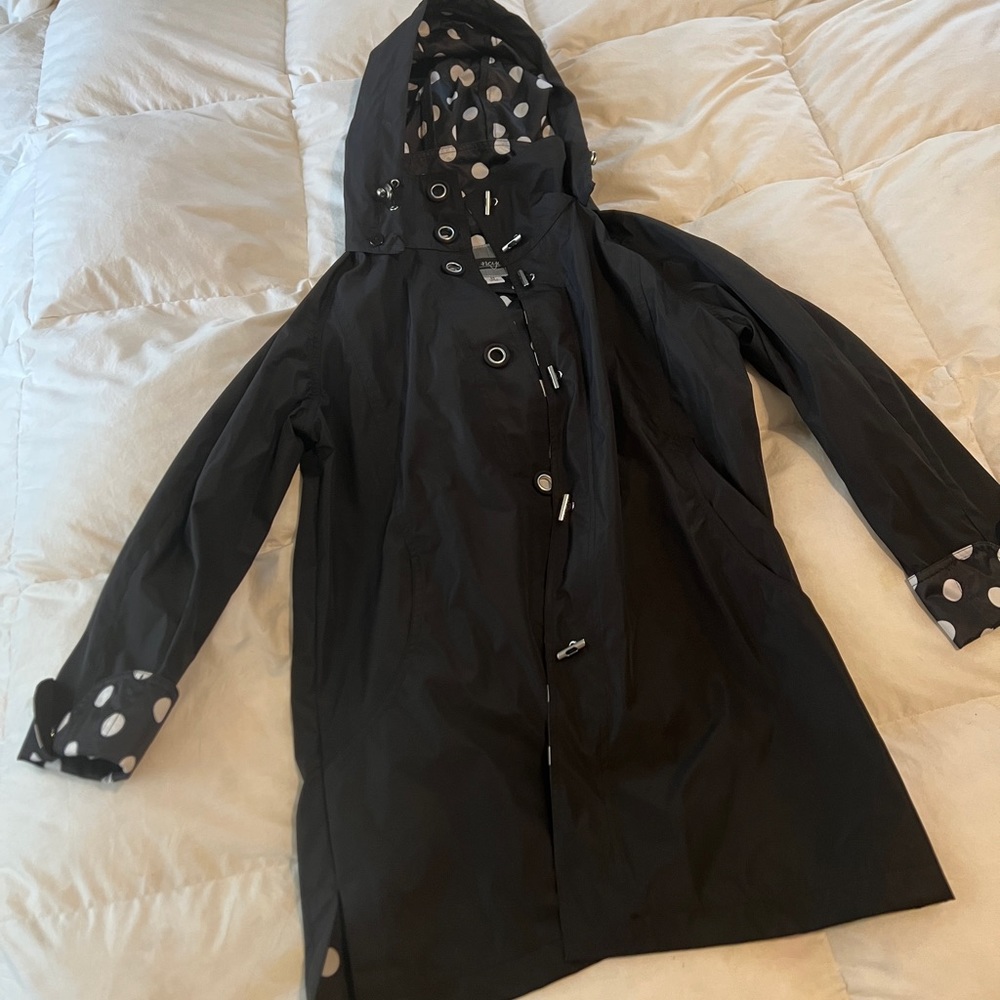 Neyelle Rain Coat- Black- Medium- Women’s